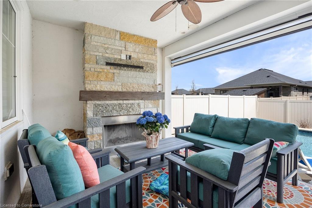 5 Fracas Court, Kingsville, ON - With Fireplace With Deck Patio Veranda