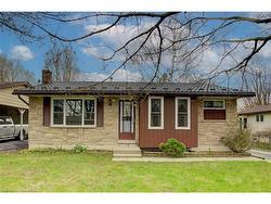 271 Forest Glen Crescent Mount Forest, ON N0G 2L2