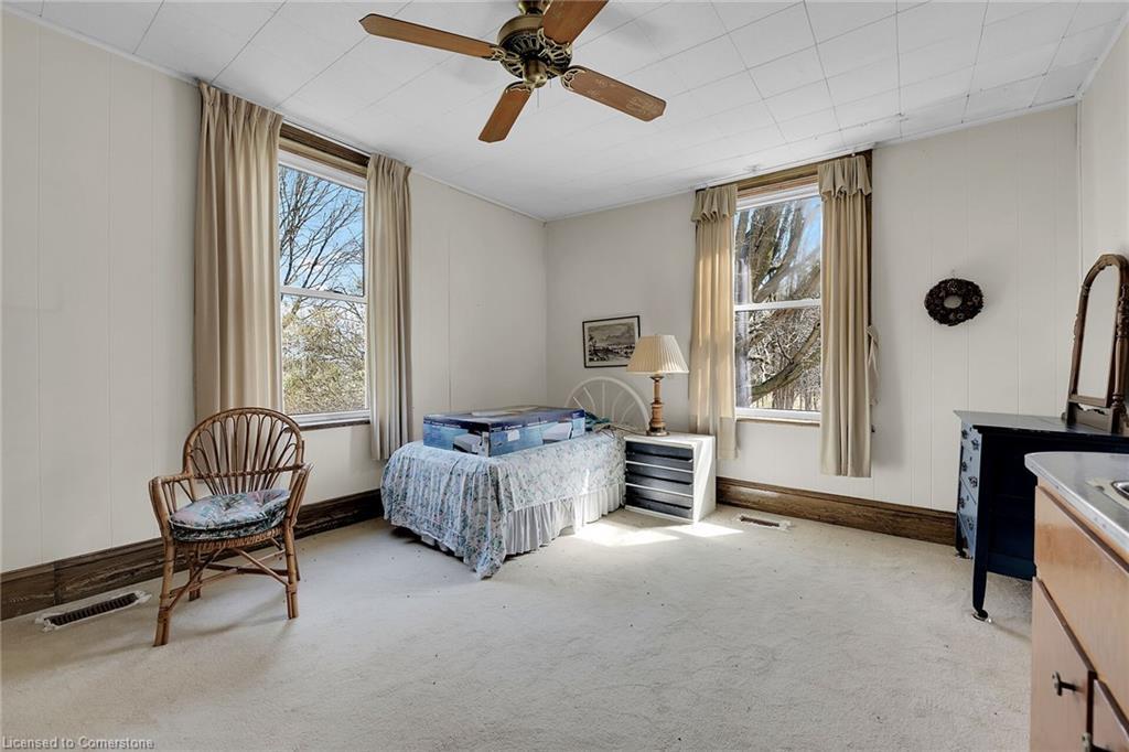 521 Baptist Church Road, Brantford, ON - Indoor Photo Showing Bedroom