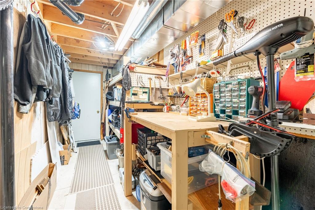 53 Myrtle Avenue, St. Catharines, ON - Indoor