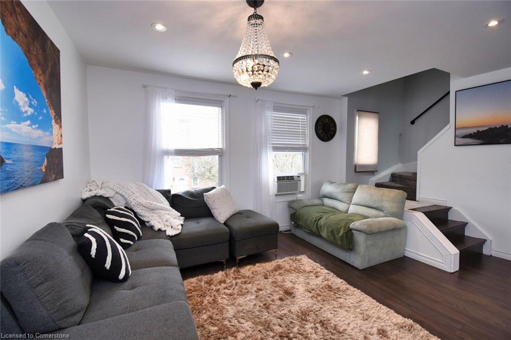 15-1255 Upper Gage Avenue, Hamilton, ON - Indoor