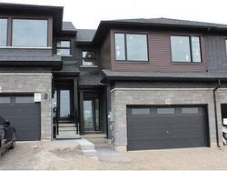 98 Gort Avenue Paris, ON N3L 0P1