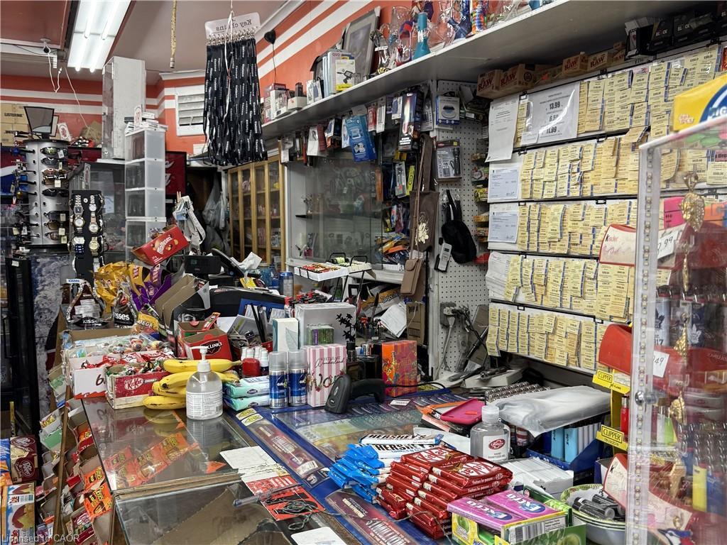 1 King Street E, Hamilton, ON