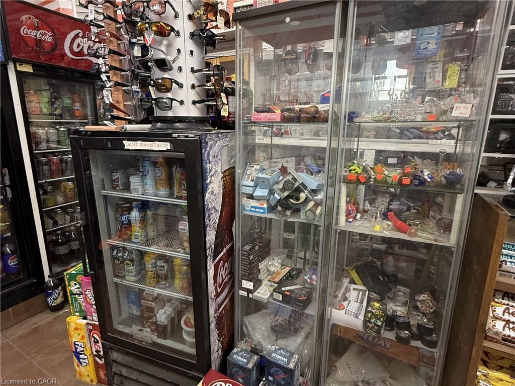 1 King Street E, Hamilton, ON