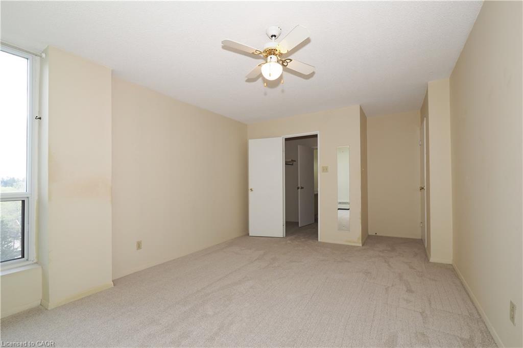 902-65 Westmount Road N, Waterloo, ON - Indoor Photo Showing Other Room