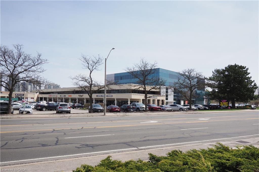 902-65 Westmount Road N, Waterloo, ON - Outdoor With View