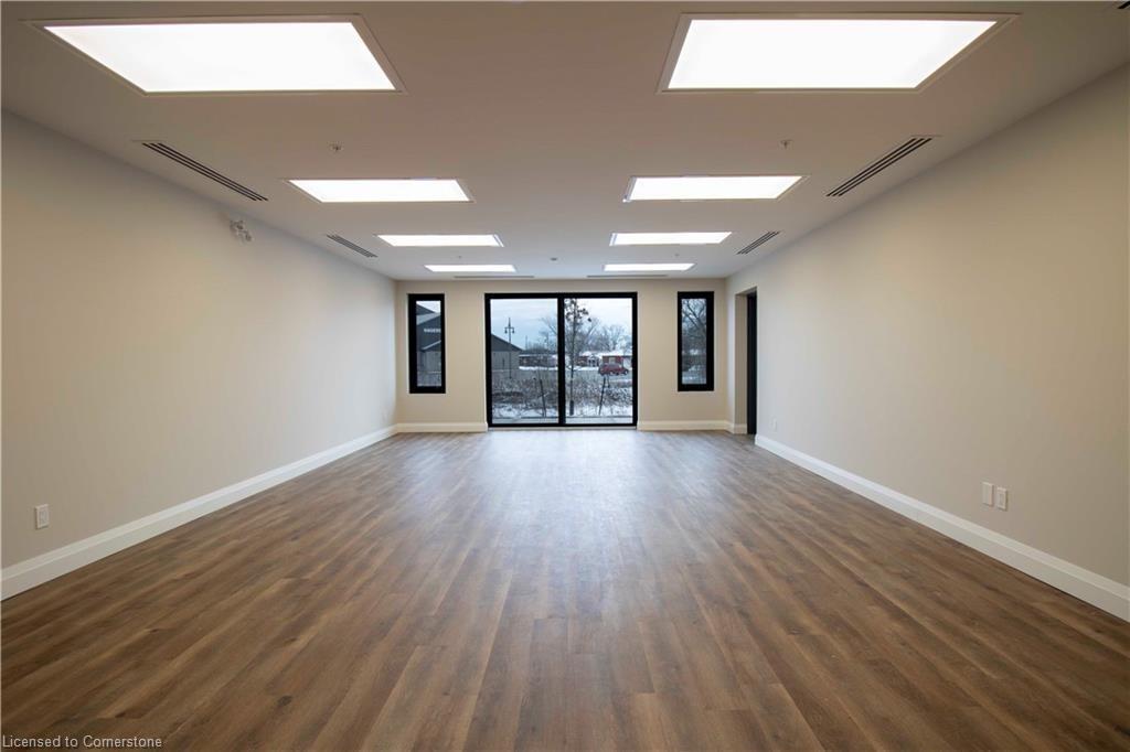 409-64 Main St N, Hagersville, ON - Indoor Photo Showing Other Room