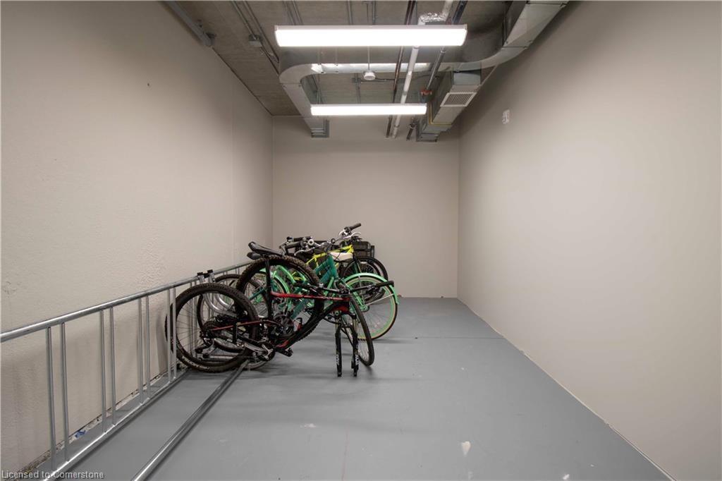 409-64 Main St N, Hagersville, ON - Indoor Photo Showing Other Room