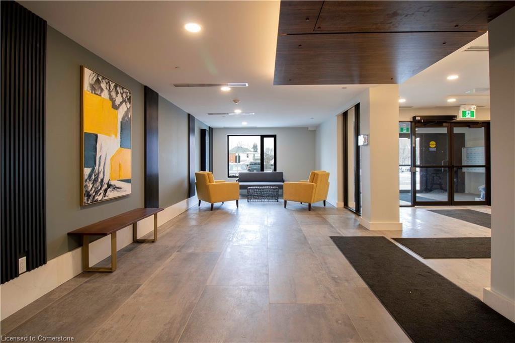 409-64 Main St N, Hagersville, ON - Indoor Photo Showing Other Room