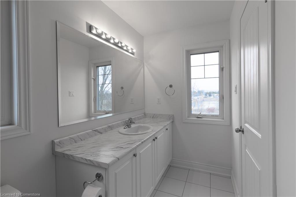 1 Hughes Street, Collingwood, ON - Indoor Photo Showing Bathroom