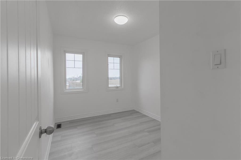 1 Hughes Street, Collingwood, ON - Indoor Photo Showing Other Room