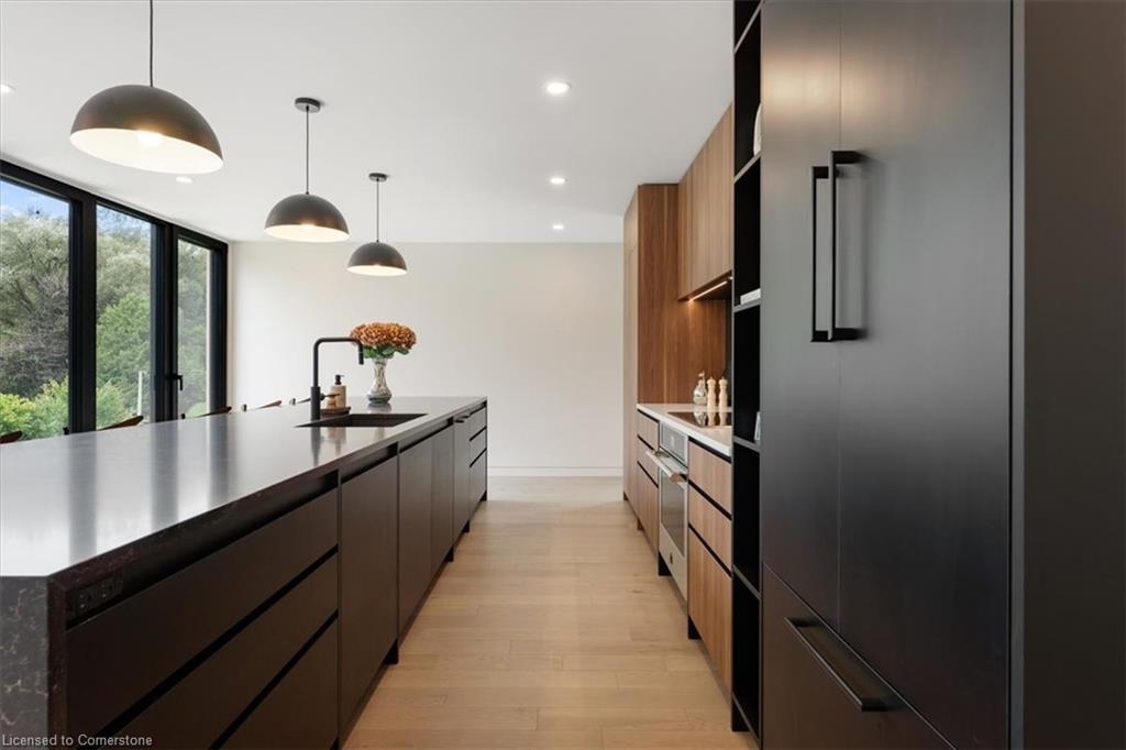 3207 Vivian Line 37, Stratford, ON - Indoor Photo Showing Kitchen