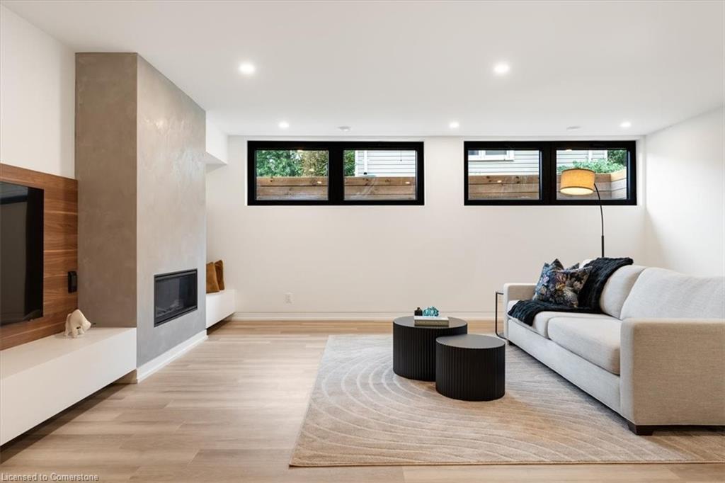 3207 Vivian Line 37, Stratford, ON - Indoor With Fireplace