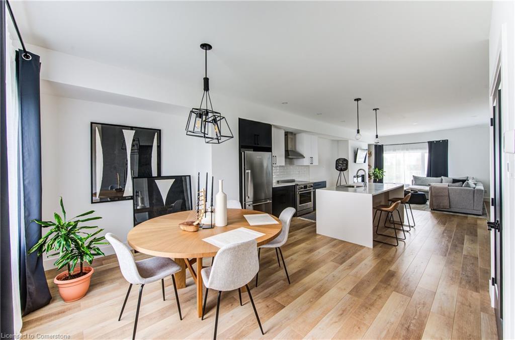 14-4222 Lismer Lane, London, ON - Indoor Photo Showing Dining Room