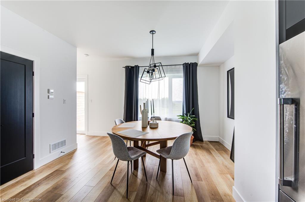 14-4222 Lismer Lane, London, ON - Indoor Photo Showing Dining Room