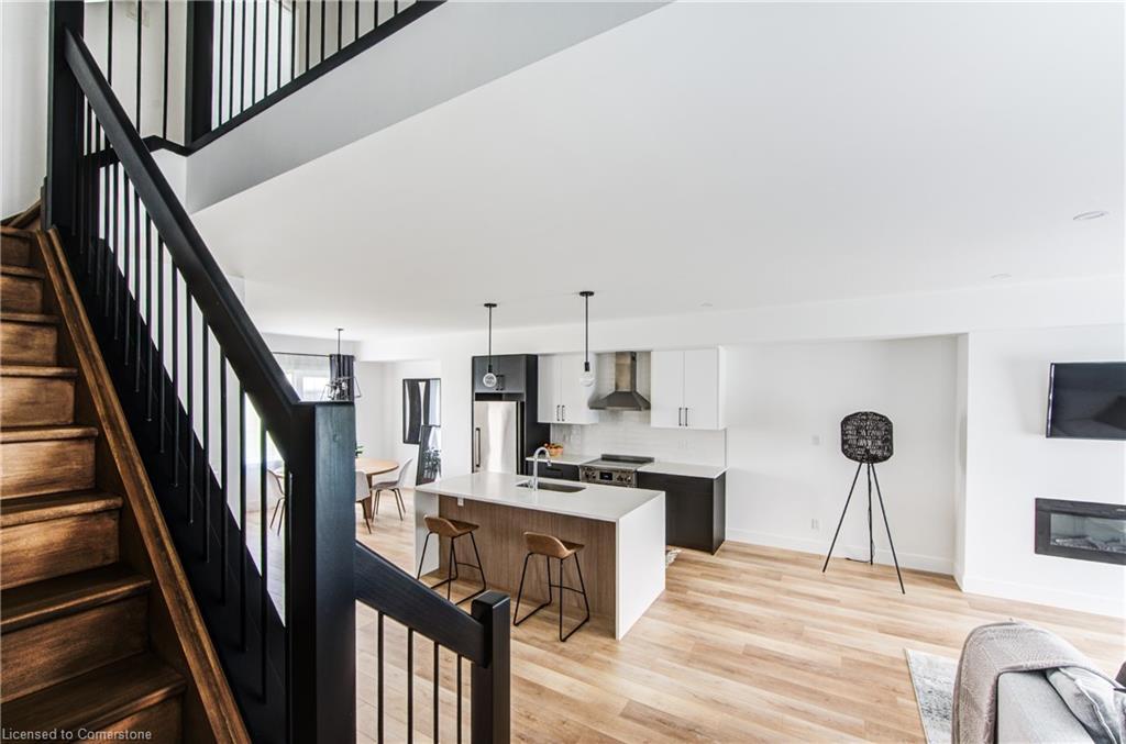 14-4222 Lismer Lane, London, ON - Indoor Photo Showing Other Room With Fireplace