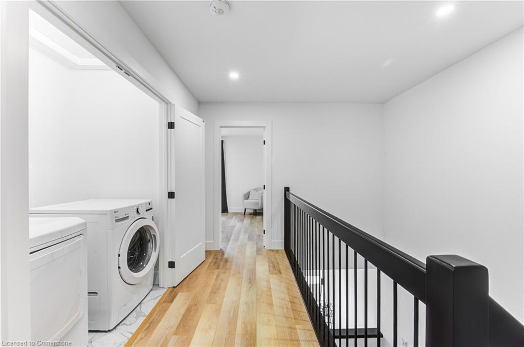 14-4222 Lismer Lane, London, ON - Indoor Photo Showing Laundry Room