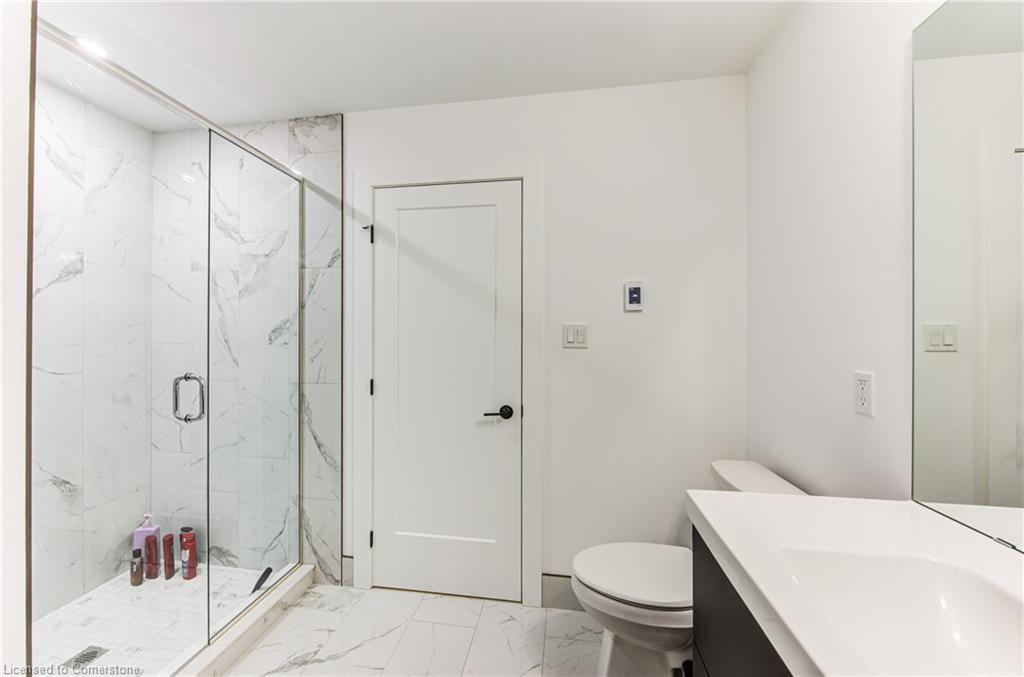 14-4222 Lismer Lane, London, ON - Indoor Photo Showing Bathroom