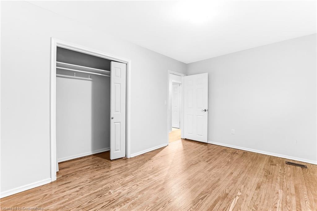 96 Elgin Street, Kawartha Lakes, ON - Indoor Photo Showing Other Room