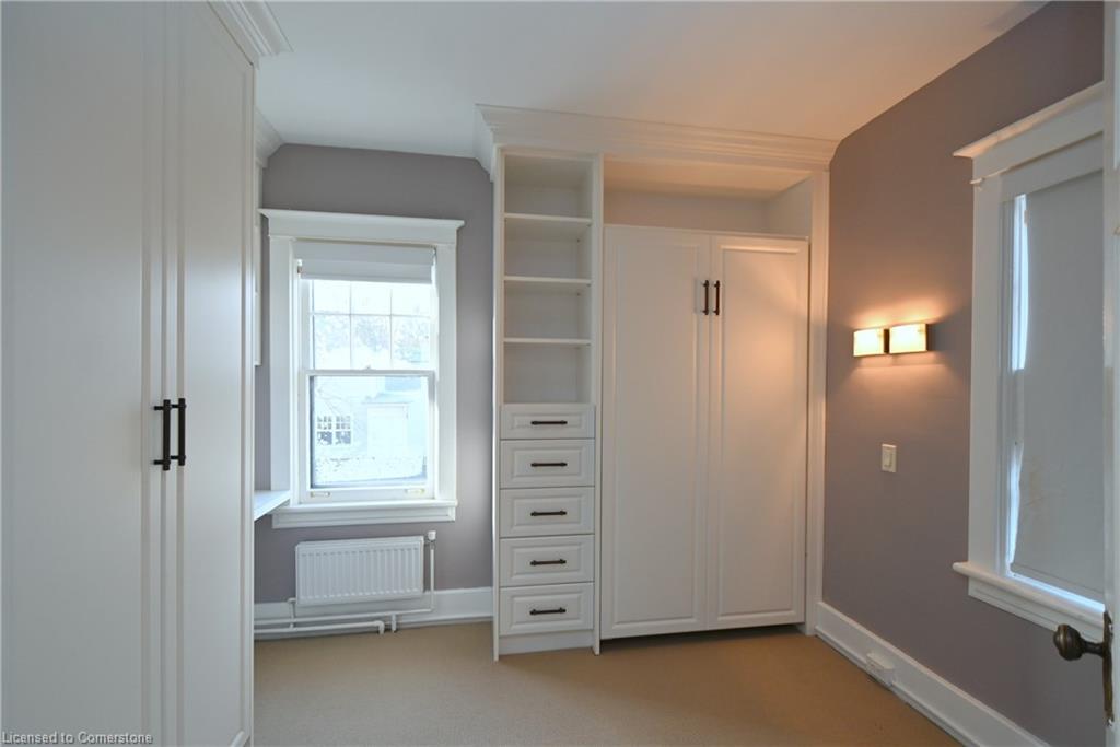 209 Allan Street, Oakville, ON - Indoor Photo Showing Other Room