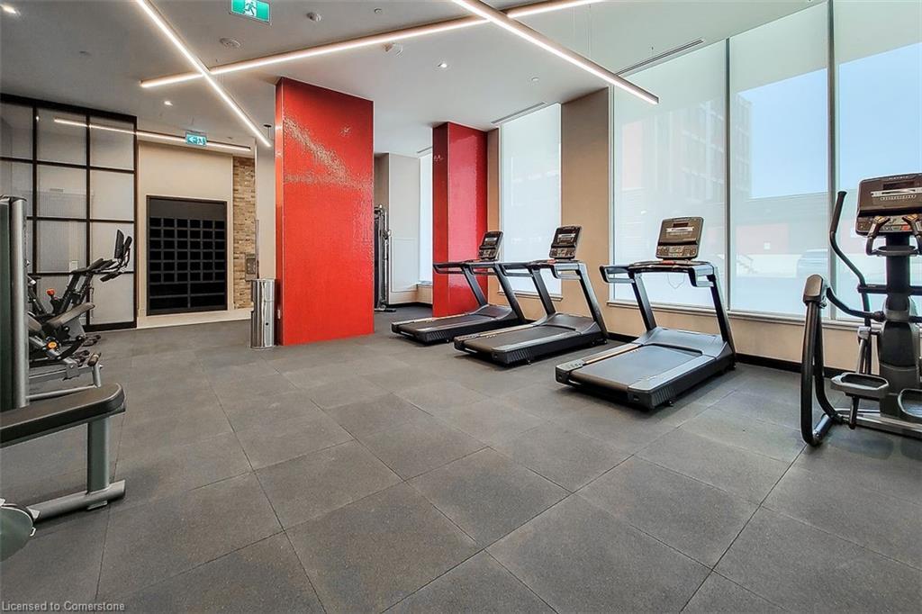 1119-212 King William Street, Hamilton, ON - Indoor Photo Showing Gym Room