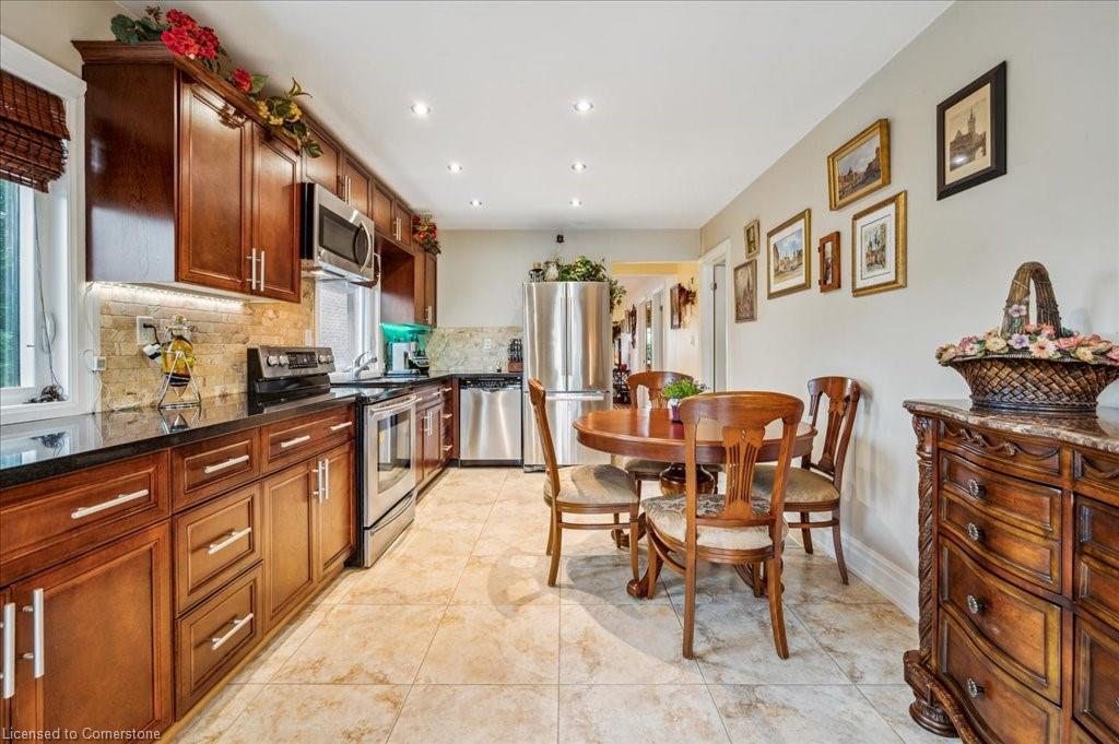 152 York Street, St. Catharines, ON - Indoor