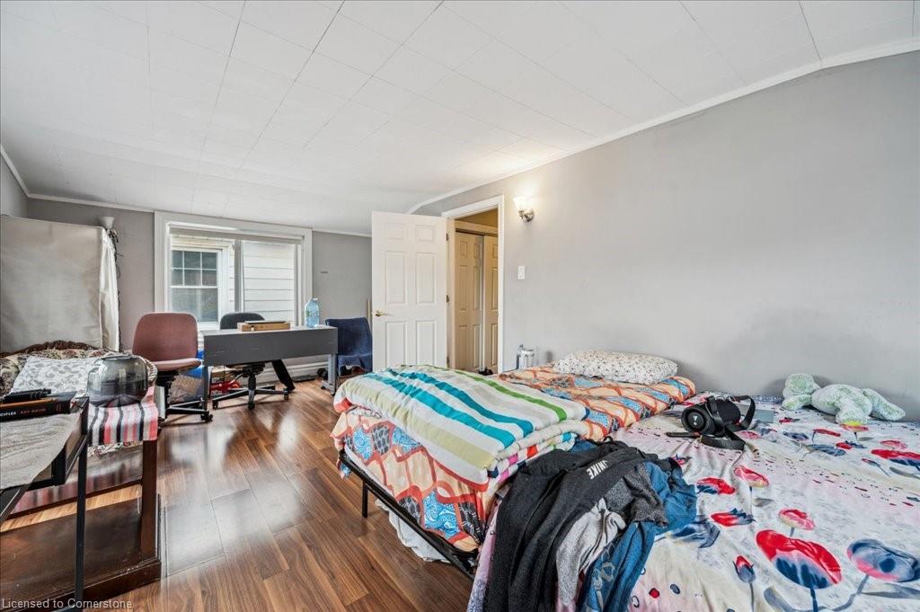152 York Street, St. Catharines, ON - Indoor Photo Showing Bedroom