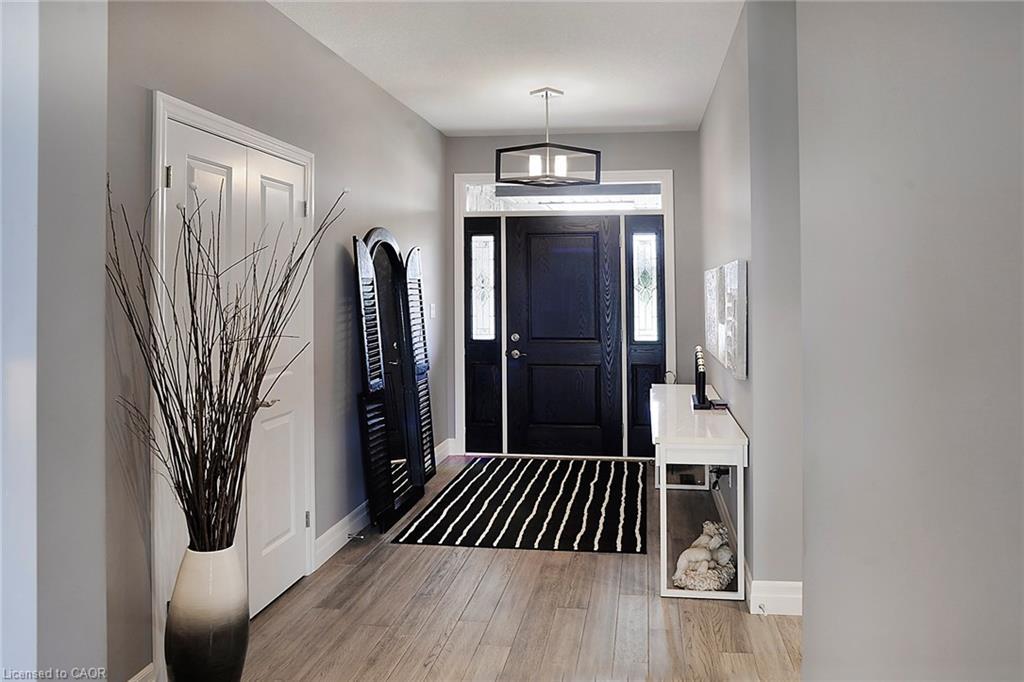 200 Juniper Street, Woodstock, ON - Indoor Photo Showing Other Room