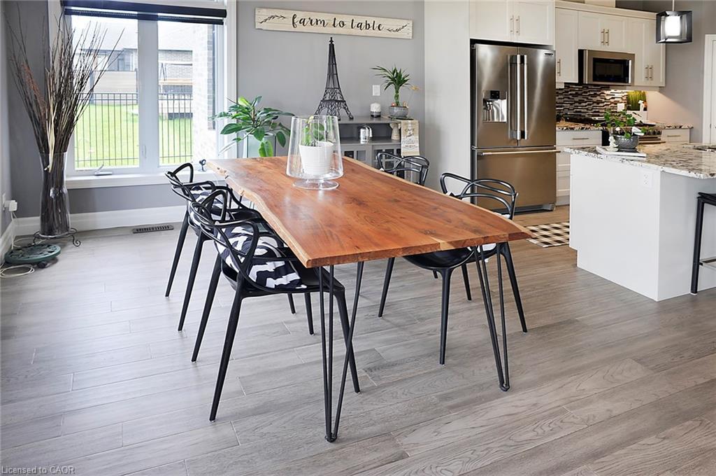 200 Juniper Street, Woodstock, ON - Indoor Photo Showing Dining Room