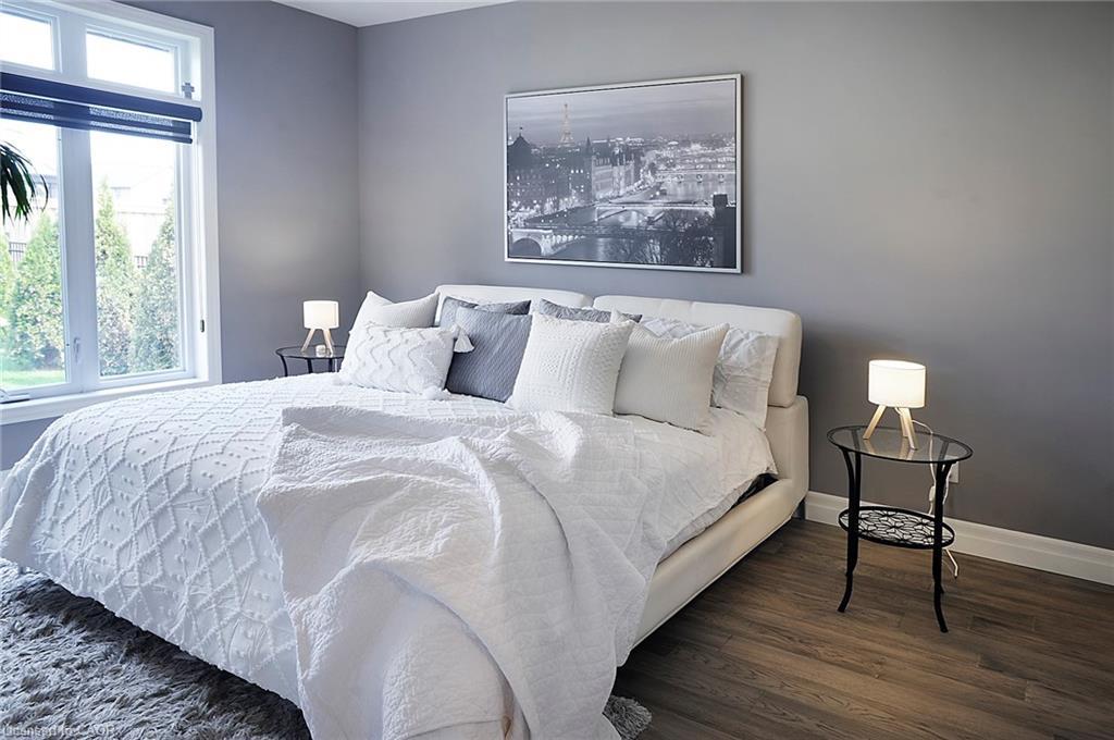 200 Juniper Street, Woodstock, ON - Indoor Photo Showing Bedroom