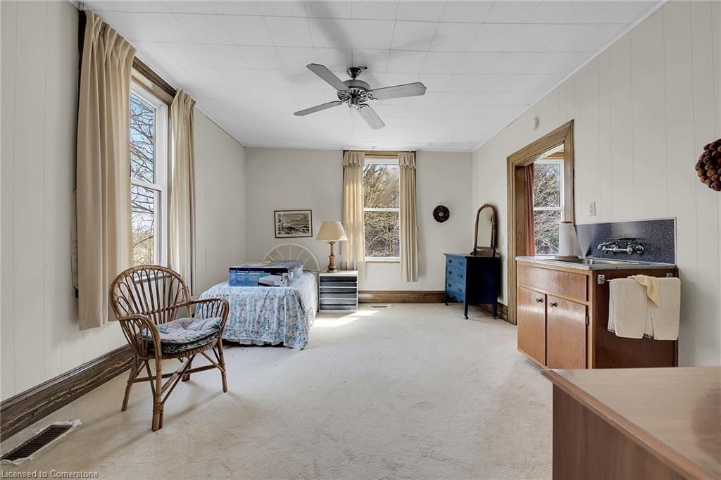 521 Baptist Church Road, Brantford, ON