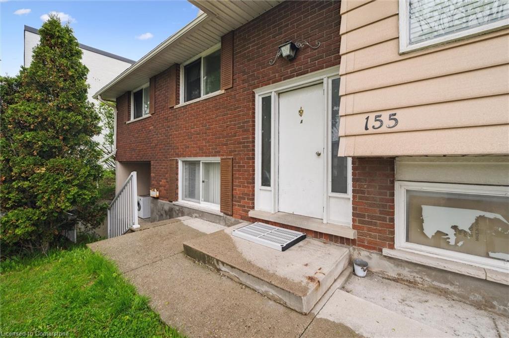 155 University Avenue E, Waterloo, ON