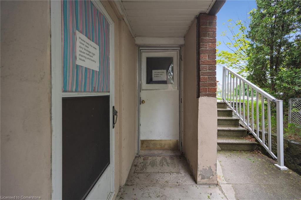 155 University Avenue E, Waterloo, ON