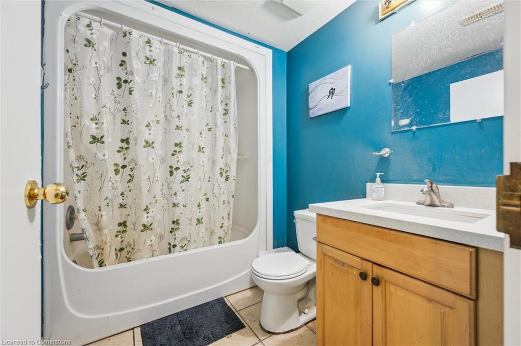 155 University Avenue E, Waterloo, ON