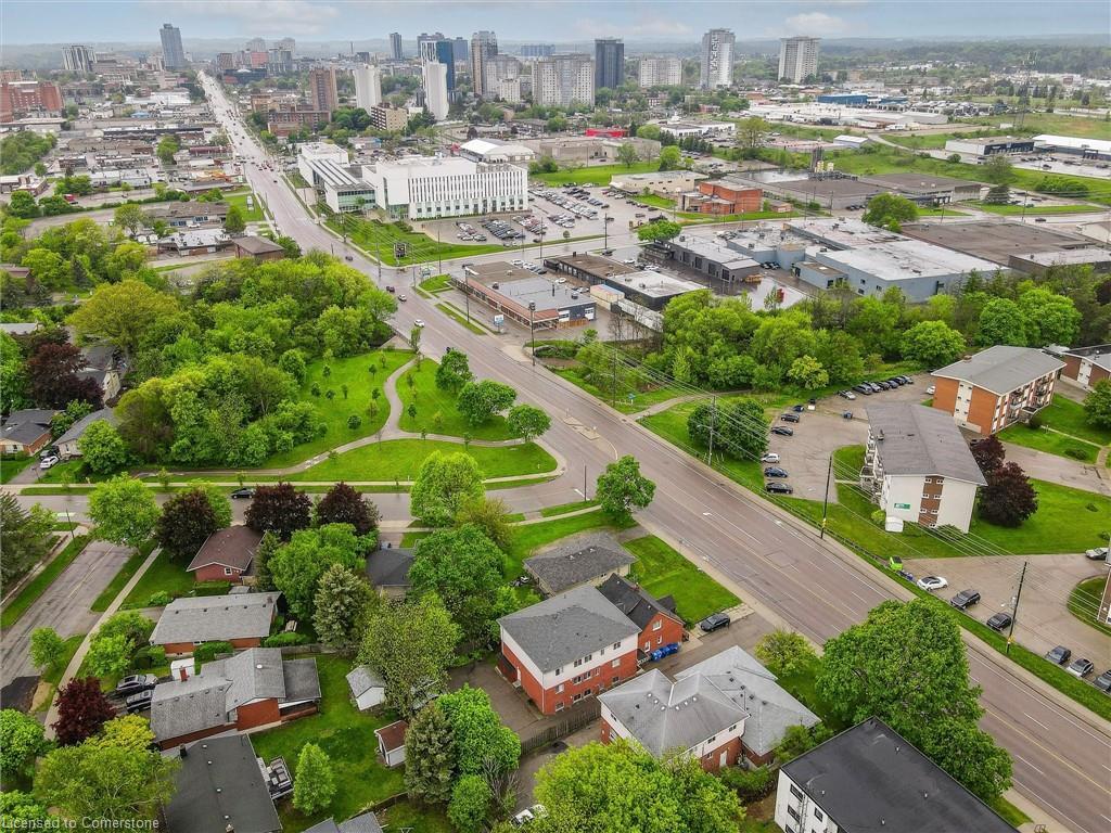 155 University Avenue E, Waterloo, ON