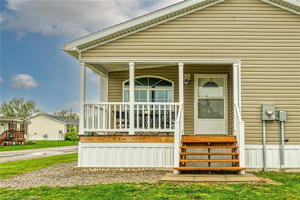 2 Driftwood Crescent, Nanticoke, ON - Outdoor With Deck Patio Veranda