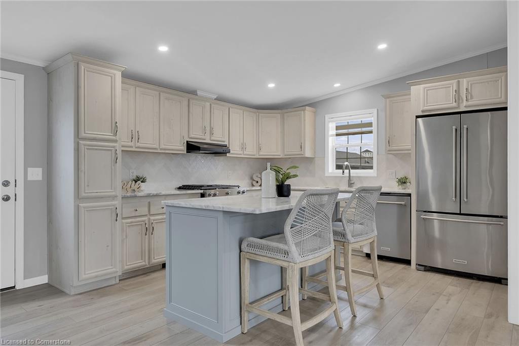 2 Driftwood Crescent, Nanticoke, ON - Indoor Photo Showing Kitchen With Stainless Steel Kitchen