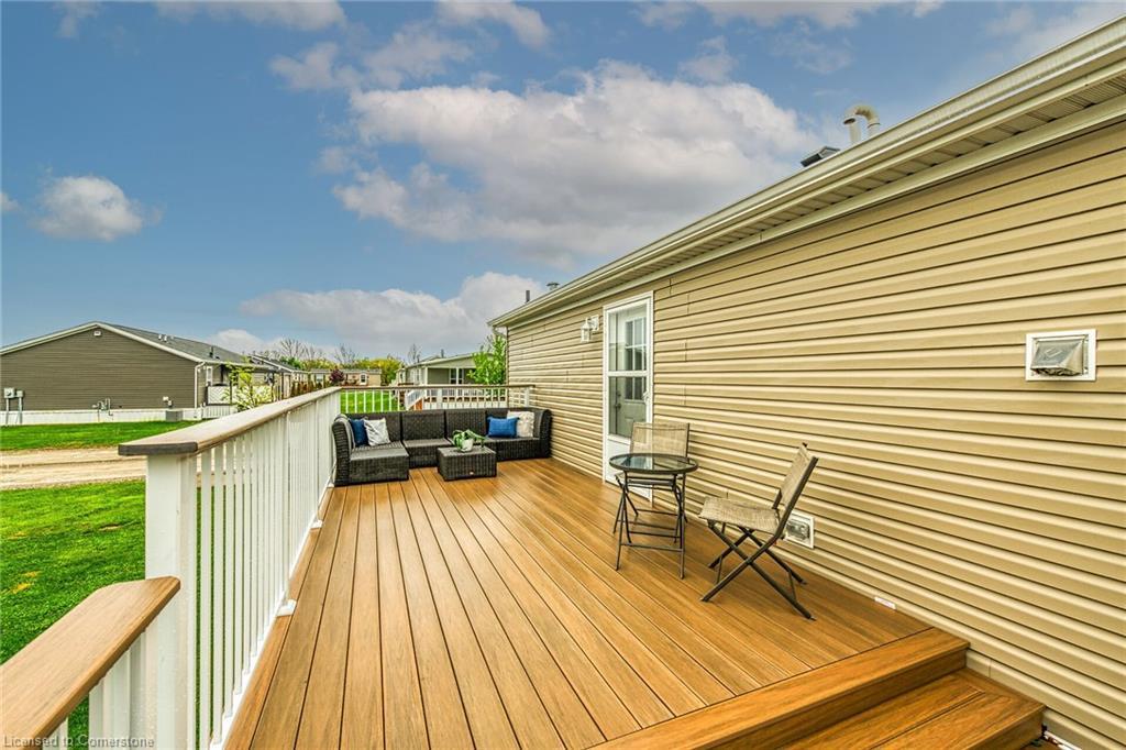 2 Driftwood Crescent, Nanticoke, ON - Outdoor With Exterior