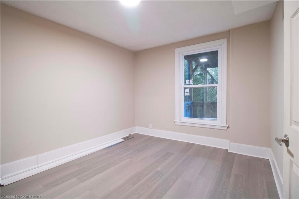417 King Street W, Hamilton, ON - Indoor Photo Showing Other Room