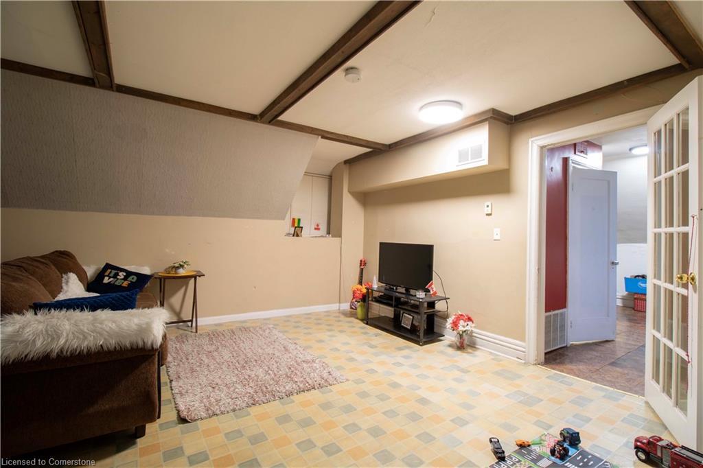 417 King Street W, Hamilton, ON - Indoor