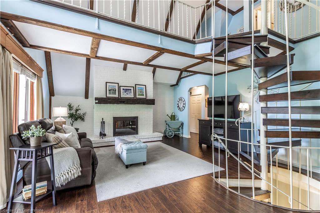 6607 Ellis Road, Cambridge, ON - Indoor With Fireplace