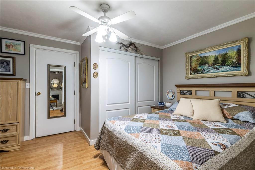 6607 Ellis Road, Cambridge, ON - Indoor Photo Showing Bedroom