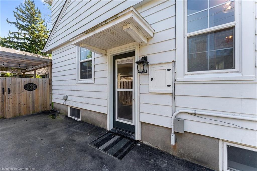 23 Nelles Boulevard, Grimsby, ON - Outdoor With Exterior