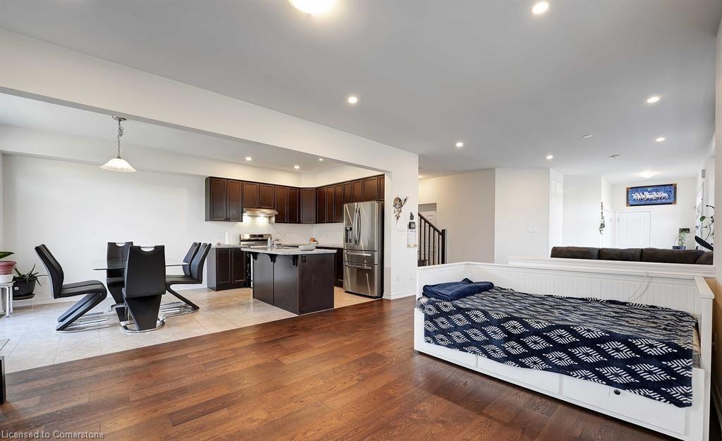 92 Scenic Ridge Gate, Paris, ON - Indoor