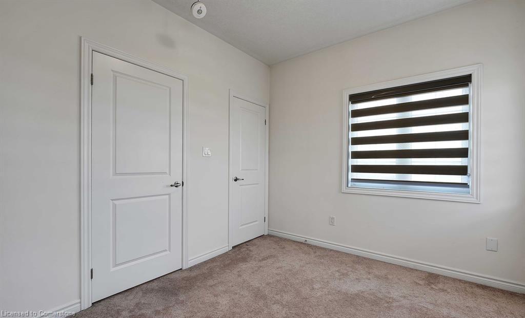 92 Scenic Ridge Gate, Paris, ON - Indoor Photo Showing Other Room