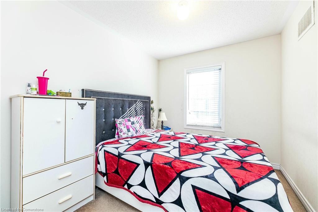 107 Sea Drifter Crescent, Brampton, ON - Indoor Photo Showing Bedroom