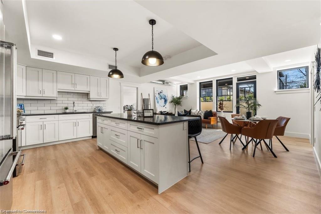 101-247 Brock Street, Amherstburg, ON - Indoor Photo Showing Other Room