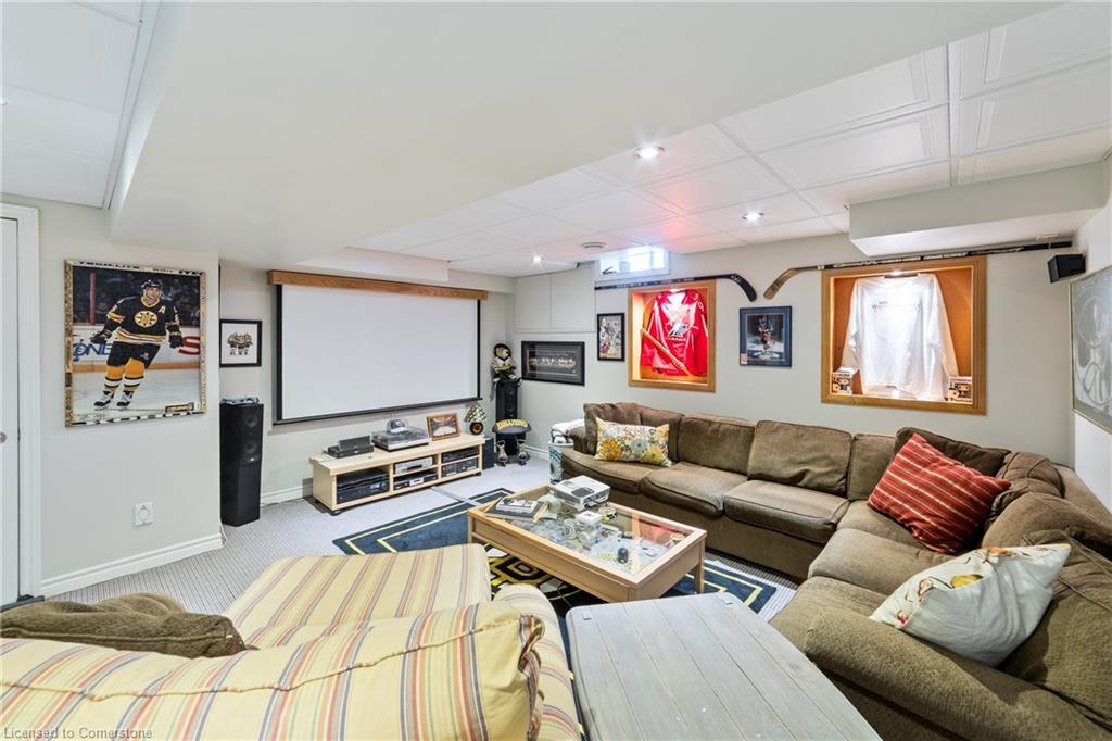 2131 Upland Drive, Burlington, ON - Indoor