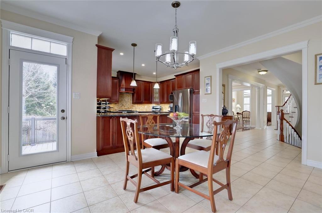 1400 Ferncrest Road, Oakville, ON - Indoor Photo Showing Dining Room