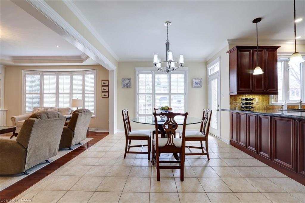 1400 Ferncrest Road, Oakville, ON - Indoor Photo Showing Dining Room